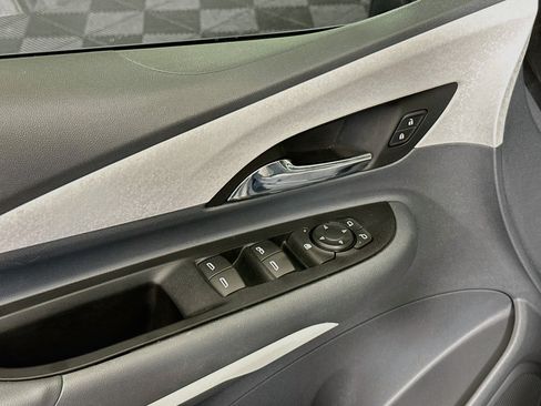 Used 2017 Chevrolet Bolt Premier FWD image 15