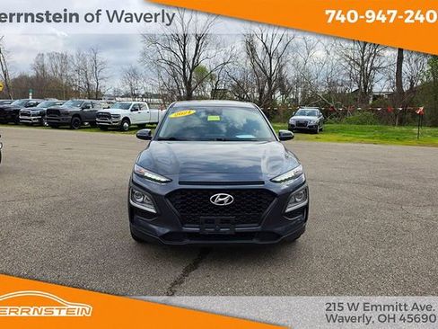 Used 2021 Hyundai Kona SE image 2