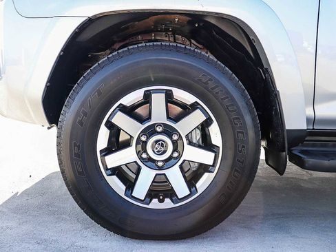 Used 2024 Toyota 4Runner TRD Off-Road image 14