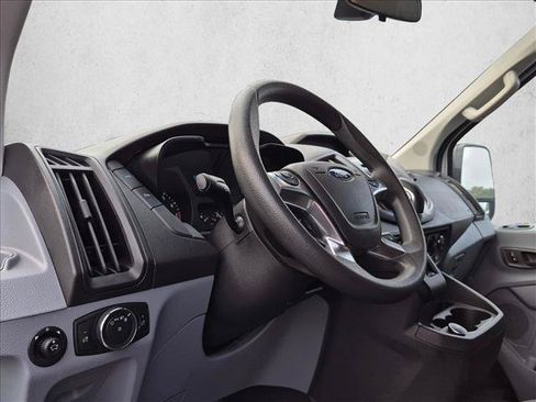 Used 2019 Ford Transit 350 XLT RWD image 9