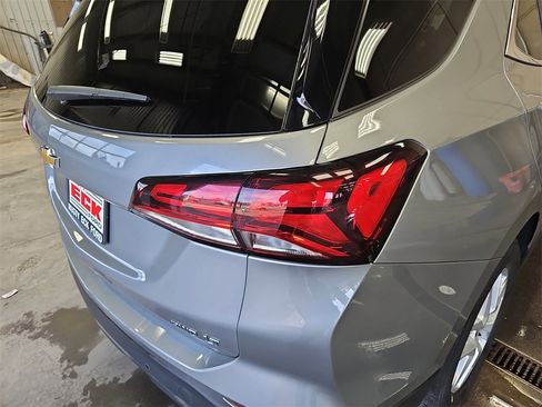 Used 2024 Chevrolet Equinox LT image 33