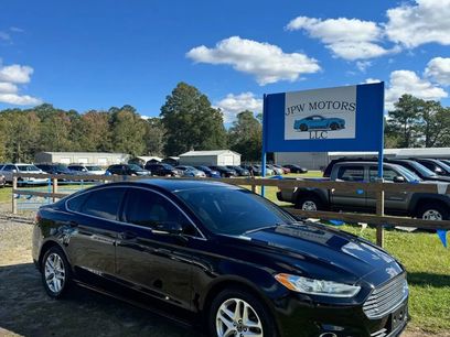 Used 2016 Ford Fusion SE w/ Equipment Group 202A