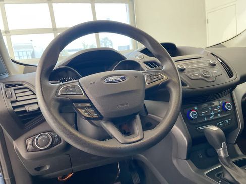 Used 2017 Ford Escape SE AWD/4WD image 14