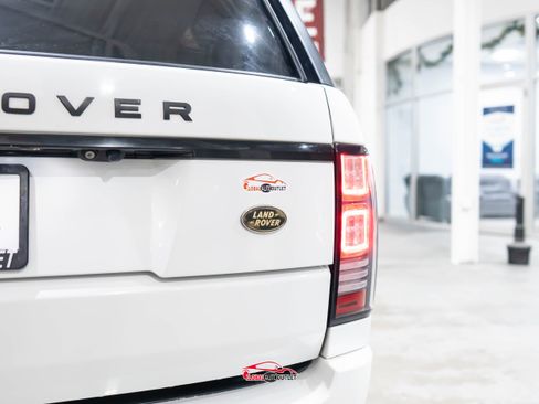 Used 2017 Land Rover Range Rover HSE image 53