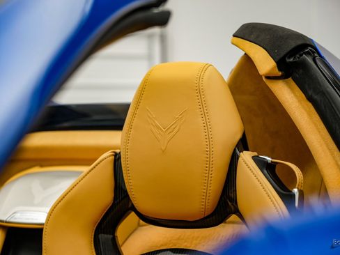 Used 2020 Chevrolet Corvette Stingray Premium Conv w/ 3LT Preferred Equipment Group image 47