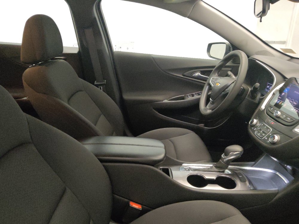 Used 2023 Chevrolet Malibu LT FWD image 21