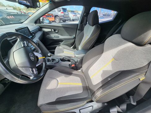 Used 2019 Hyundai Veloster Turbo R-Spec image 13