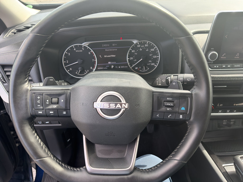 Used 2025 Nissan Rogue SV AWD/4WD image 13