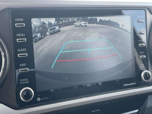 Used 2020 Toyota Tacoma SR5 image 16