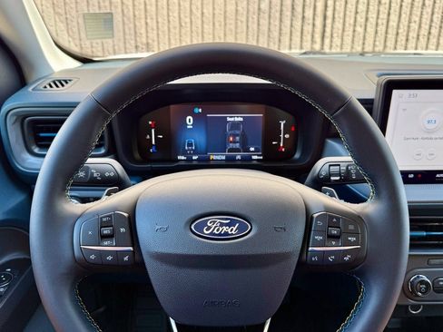 New 2025 Ford Maverick Lobo image 24