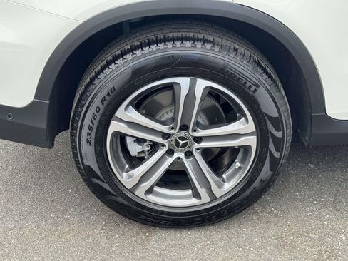 Used 2018 Mercedes-Benz GLC 300 4MATIC image 7