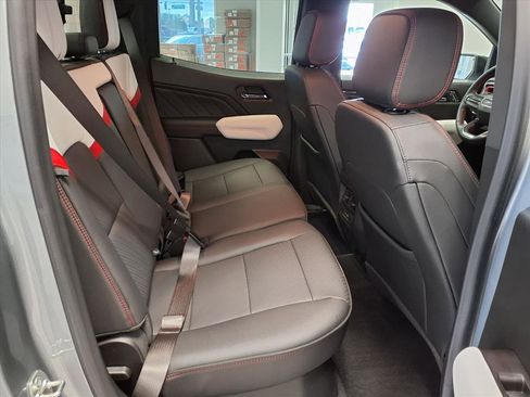 Used 2024 GMC Canyon AT4X image 14