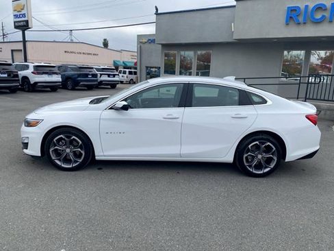 Used 2024 Chevrolet Malibu LT image 8