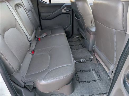 Used 2018 Nissan Frontier SL AWD/4WD image 27