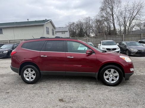 Used 2011 Chevrolet Traverse LT w/ Personal Connectivity Package image 4