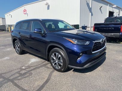 New 2025 Toyota Highlander XLE