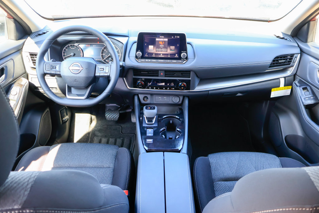 New 2026 Nissan Rogue SV FWD image 6