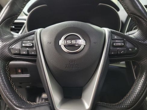 Used 2023 Nissan Maxima SL FWD image 22