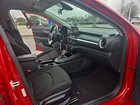 Used 2021 Kia Forte LXS image 32