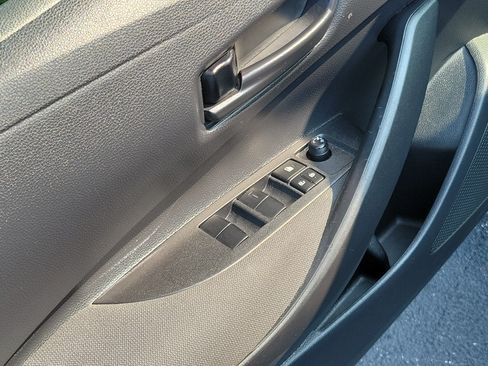 Certified 2025 Toyota Corolla LE FWD image 20
