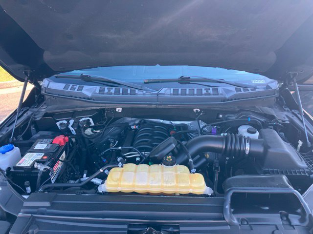 Used 2020 Ford F150 Lariat w/ Equipment Group 502A Luxury AWD/4WD image 22
