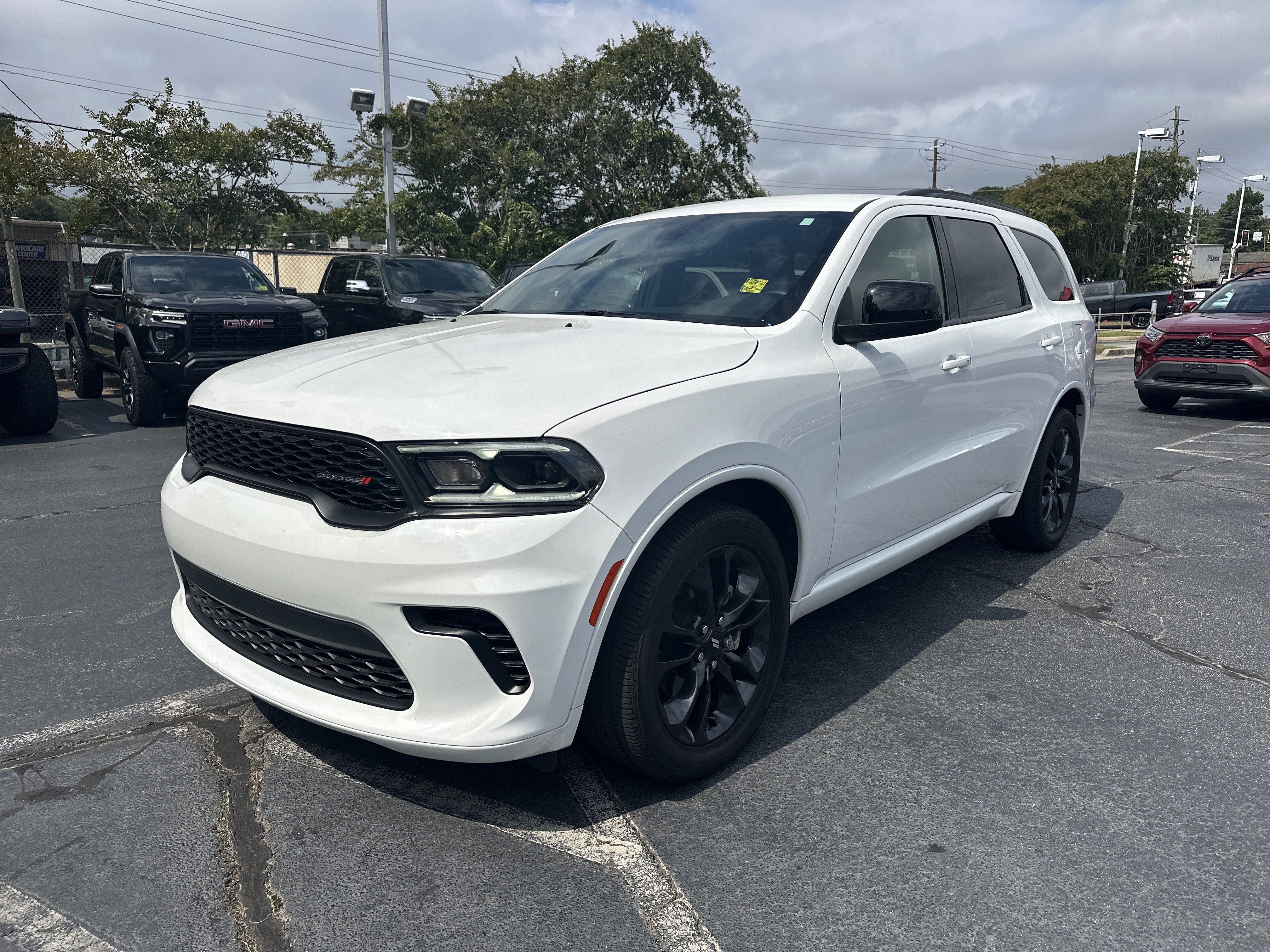 Used 2025 Dodge Durango GT w/ Blacktop Package RWD image 5
