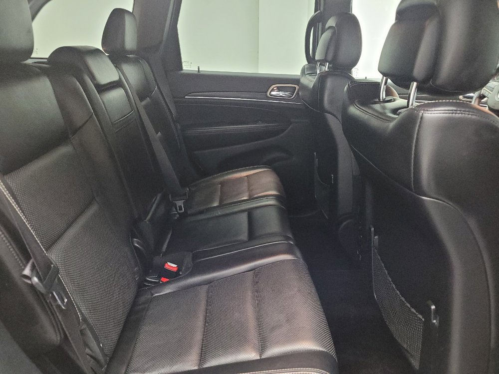 Used 2017 Jeep Grand Cherokee Limited w/ Luxury Group II AWD/4WD image 19