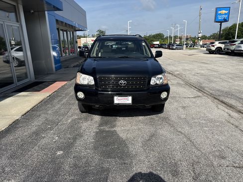 Used 2003 Toyota Highlander 4WD V6 image 3