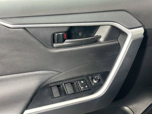Used 2025 Toyota RAV4 LE image 23