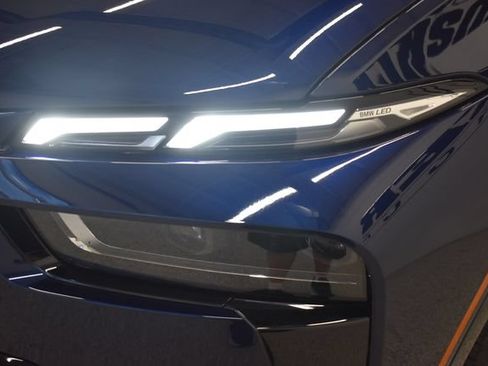 New 2027 BMW X7 xDrive40i w/ Executive Package AWD/4WD image 15