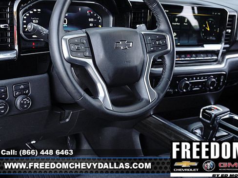 Used 2024 Chevrolet Silverado 1500 LT Trail Boss w/ LPO, Dark Essentials Package image 20