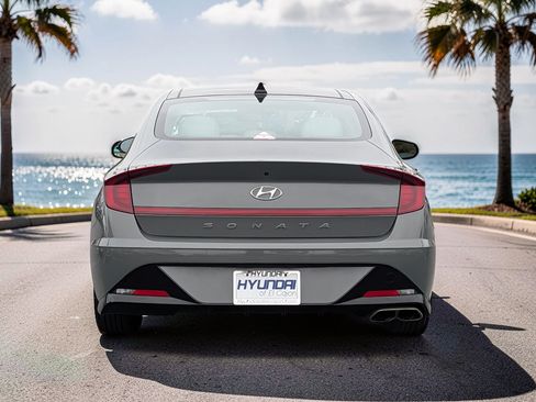 Certified 2023 Hyundai Sonata SEL w/ Convenience Package FWD image 7