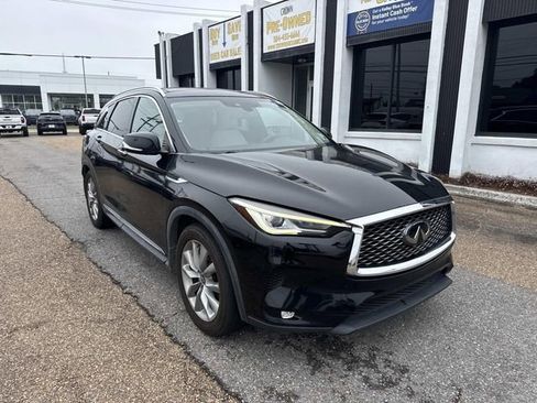 Used 2019 INFINITI QX50 Luxe w/ Navigation Package FWD image 4
