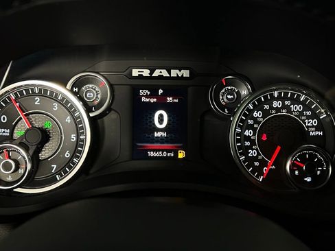 Used 2024 RAM 2500 Big Horn w/ Bed Utility Group image 14