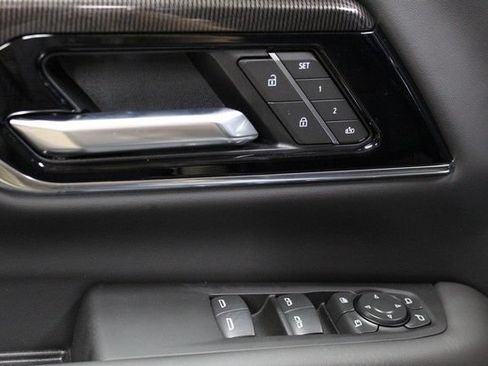 New 2026 GMC Yukon Elevation w/ Elevation Premium Package AWD/4WD image 20