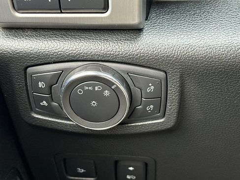 Used 2019 Ford F250 Platinum w/ Platinum Ultimate Package AWD/4WD image 28