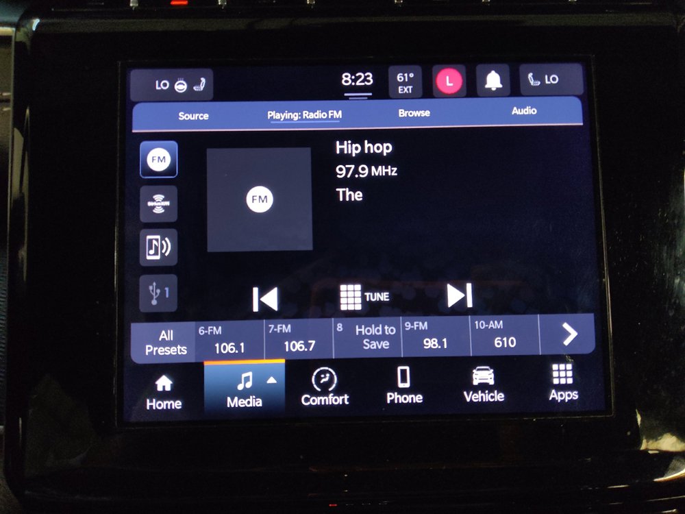 Used 2023 Jeep Grand Cherokee Altitude AWD/4WD image 25