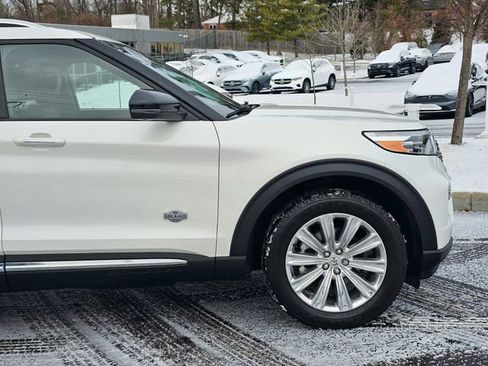Used 2022 Ford Explorer King Ranch w/ Premium Technology Package AWD/4WD image 6