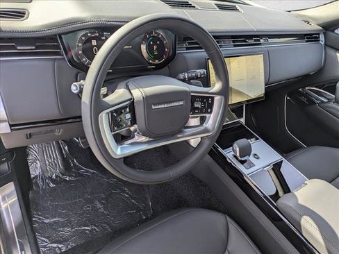 New 2026 Land Rover Range Rover SE AWD/4WD image 3
