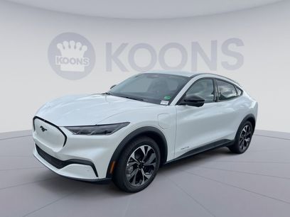 New 2025 Ford Mustang Mach-E Select w/ Comfort Package Lite