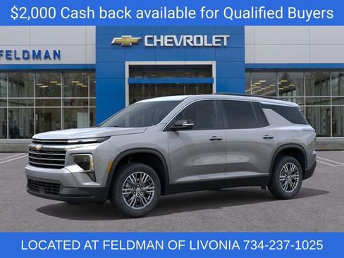 New 2026 Chevrolet Traverse LT image 2