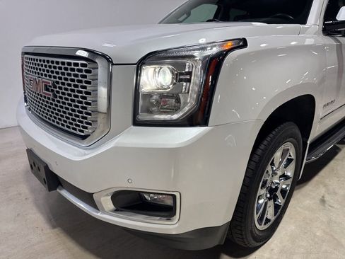 Used 2017 GMC Yukon Denali w/ Open Road Package image 10