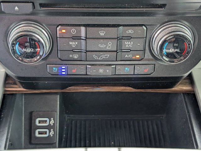 Used 2018 Ford F150 Lariat w/ Equipment Group 502A Luxury AWD/4WD image 22