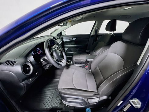 Used 2022 Kia Forte LXS FWD image 14