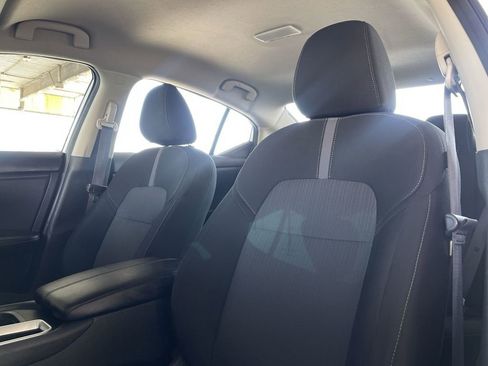 Used 2024 Nissan Sentra SV w/ Trunk Package image 18