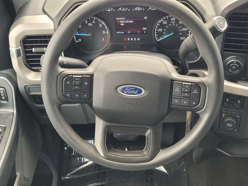 Certified 2021 Ford F150 XLT w/ Trailer Tow Package AWD/4WD image 12