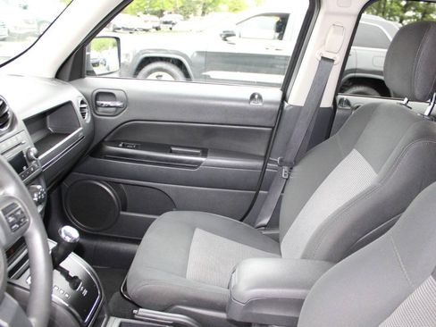 Used 2011 Jeep Patriot Sport w/ PWR Value Group AWD/4WD image 14