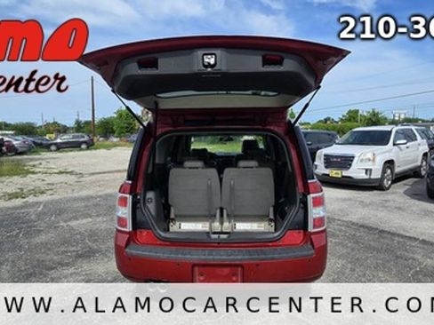 Used 2011 Ford Flex SEL w/ Rapid Spec Order Code FWD image 27