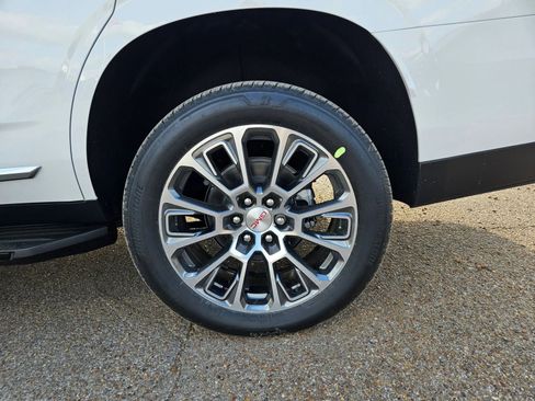 New 2026 GMC Yukon Denali AWD/4WD image 31