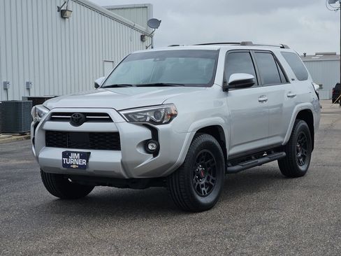 Used 2023 Toyota 4Runner SR5 RWD image 4
